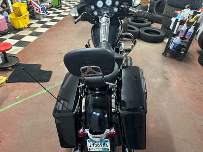 2012 Harley-davidson Street Glide, $8999. Photo 4