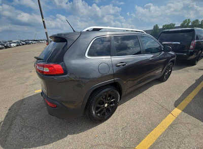 2015 Jeep Cherokee, $8499. Photo 3