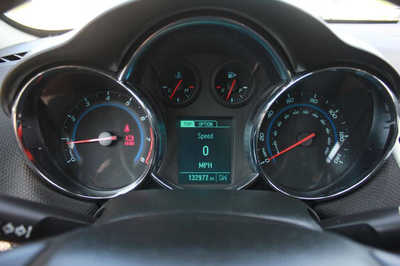 2013 Chevrolet Cruze, $6499. Photo 12