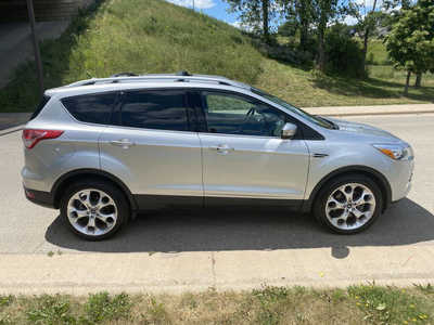 2013 Ford Escape, $7999. Photo 4