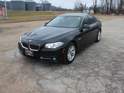 2016 BMW 5 Series, $15499. Photo 1