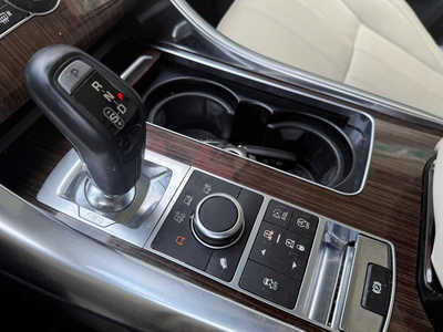 2014 Land Rover Range Rover, $13999. Photo 7