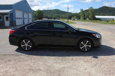 2015 Subaru Legacy, $10999. Photo 4