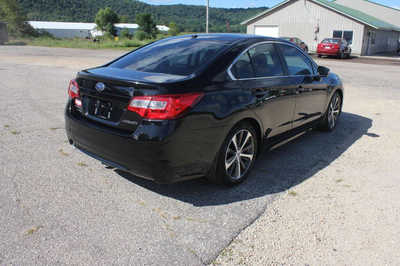 2015 Subaru Legacy, $10999. Photo 5