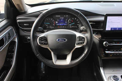 2021 Ford Explorer, $24499. Photo 11