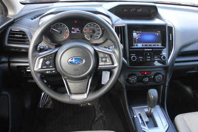 2017 Subaru Impreza, $9999. Photo 10
