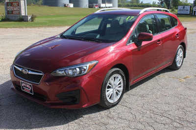 2017 Subaru Impreza, $9999. Photo 2