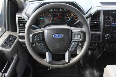 2017 Ford F150 Crew Cab, $22999. Photo 11