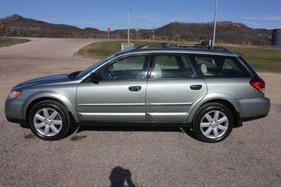 2009 Subaru Outback, $6999. Photo 8