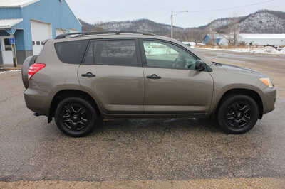 2009 Toyota RAV4, $8999. Photo 5
