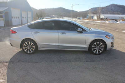 2019 Ford Fusion, $11999. Photo 5