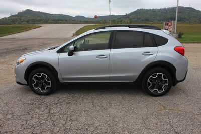 2015 Subaru XV Crosstrek, $12999. Photo 9