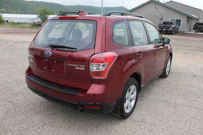 2016 Subaru Forester, $11999. Photo 6