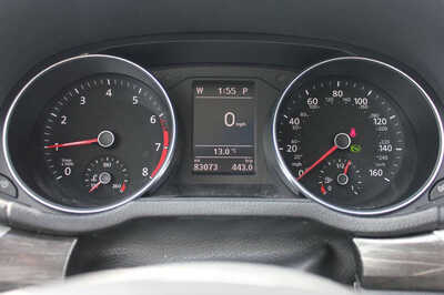 2016 Volkswagen Passat, $12499. Photo 12