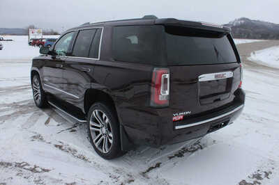 2017 GMC Yukon, $21999. Photo 8