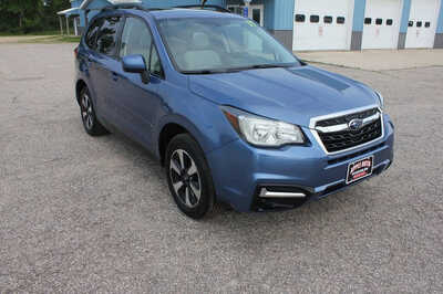 2017 Subaru Forester, $12499. Photo 4