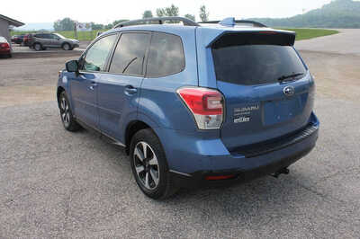 2017 Subaru Forester, $12499. Photo 8