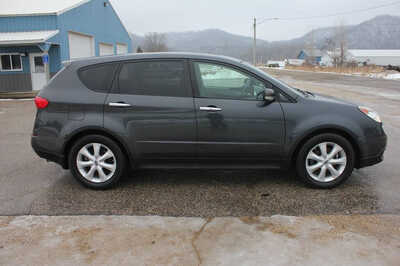 2007 Subaru B9 Tribeca, $3999. Photo 5
