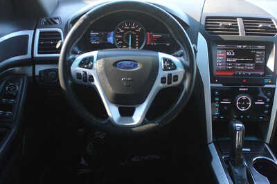 2015 Ford Explorer, $7999. Photo 10