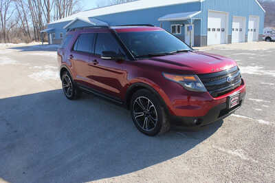 2015 Ford Explorer, $7999. Photo 4