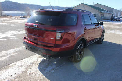 2015 Ford Explorer, $7999. Photo 6