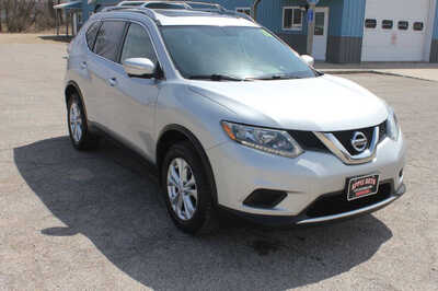 2015 Nissan Rogue, $9999. Photo 4