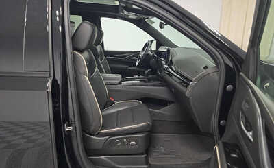 2021 Cadillac Escalade, $44899. Photo 8