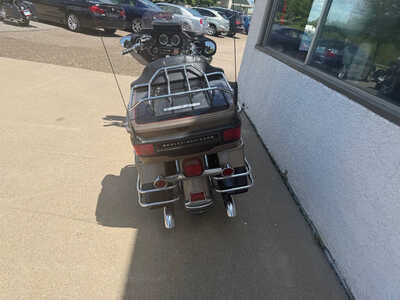 2004 Harley-davidson FLHTCUI, $7499. Photo 4