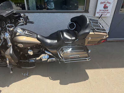 2004 Harley-davidson FLHTCUI, $7499. Photo 5