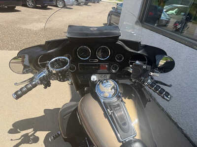 2004 Harley-davidson FLHTCUI, $7499. Photo 6