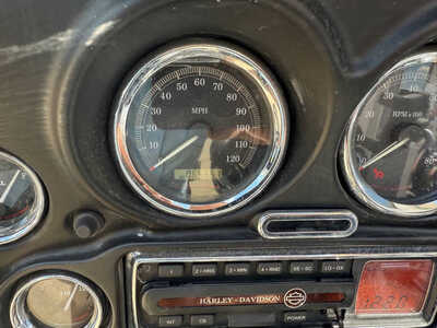 2004 Harley-davidson FLHTCUI, $7499. Photo 7