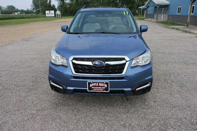 2017 Subaru Forester, $10999. Photo 3