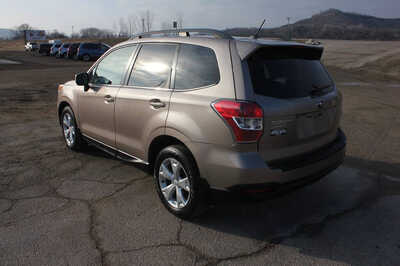 2014 Subaru Forester, $7999. Photo 7