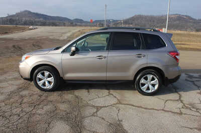 2014 Subaru Forester, $7999. Photo 8