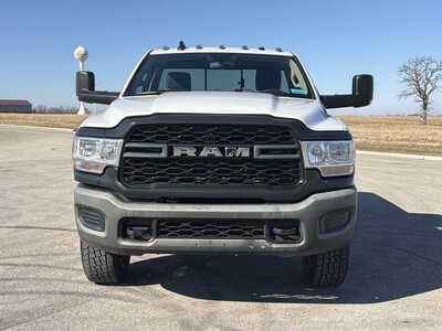 2019 RAM 3500 Reg Cab, $24899. Photo 2