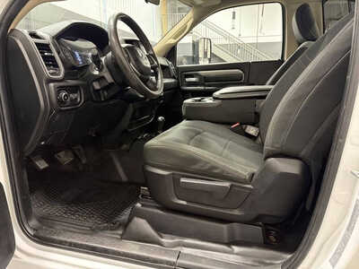 2019 RAM 3500 Reg Cab, $24899. Photo 3