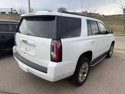 2018 GMC Yukon, $19999. Photo 4