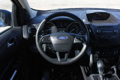 2018 Ford Escape, $7999. Photo 11