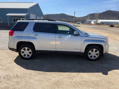 2014 GMC Terrain, $3999. Photo 4