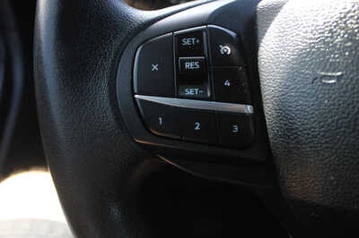 2022 Ford Explorer, $18499. Photo 11