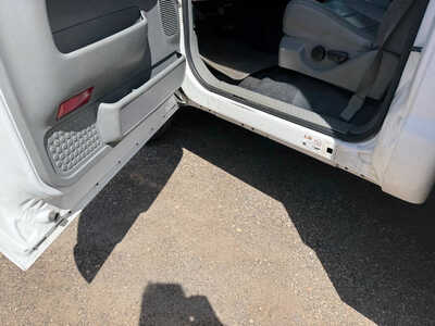 2004 Ford F450-8000, $11999. Photo 10