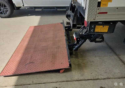 2004 Ford F450-8000, $11999. Photo 5