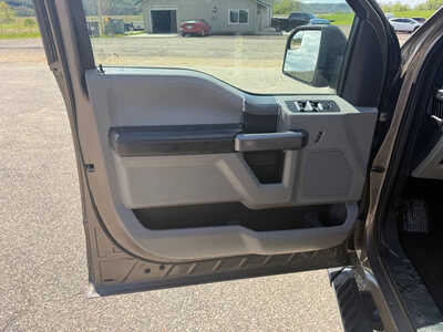 2019 Ford F150 Crew Cab, $19999. Photo 10