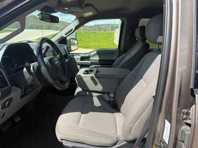 2019 Ford F150 Crew Cab, $19999. Photo 11