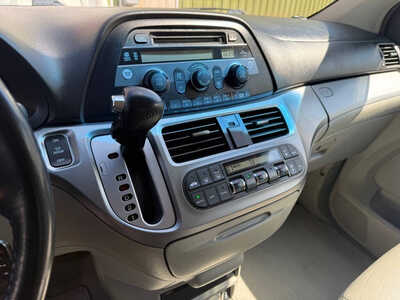 2009 Honda Odyssey, $4500. Photo 10