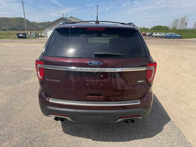 2018 Ford Explorer, $18999. Photo 7