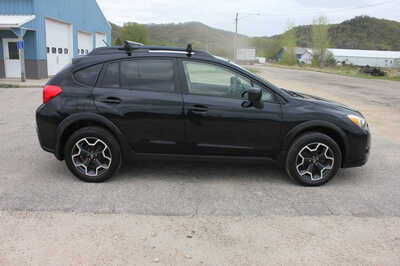 2014 Subaru XV Crosstrek, $8999. Photo 4