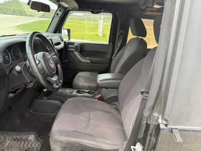 2015 Jeep Wrangler, $11999. Photo 11