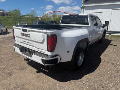 2023 GMC 3500 Crew Cab, $59999. Photo 3