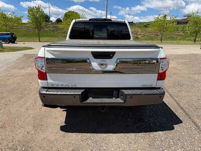 2019 Nissan Titan, $27999. Photo 5